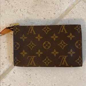 Luios Vuitton Wallet